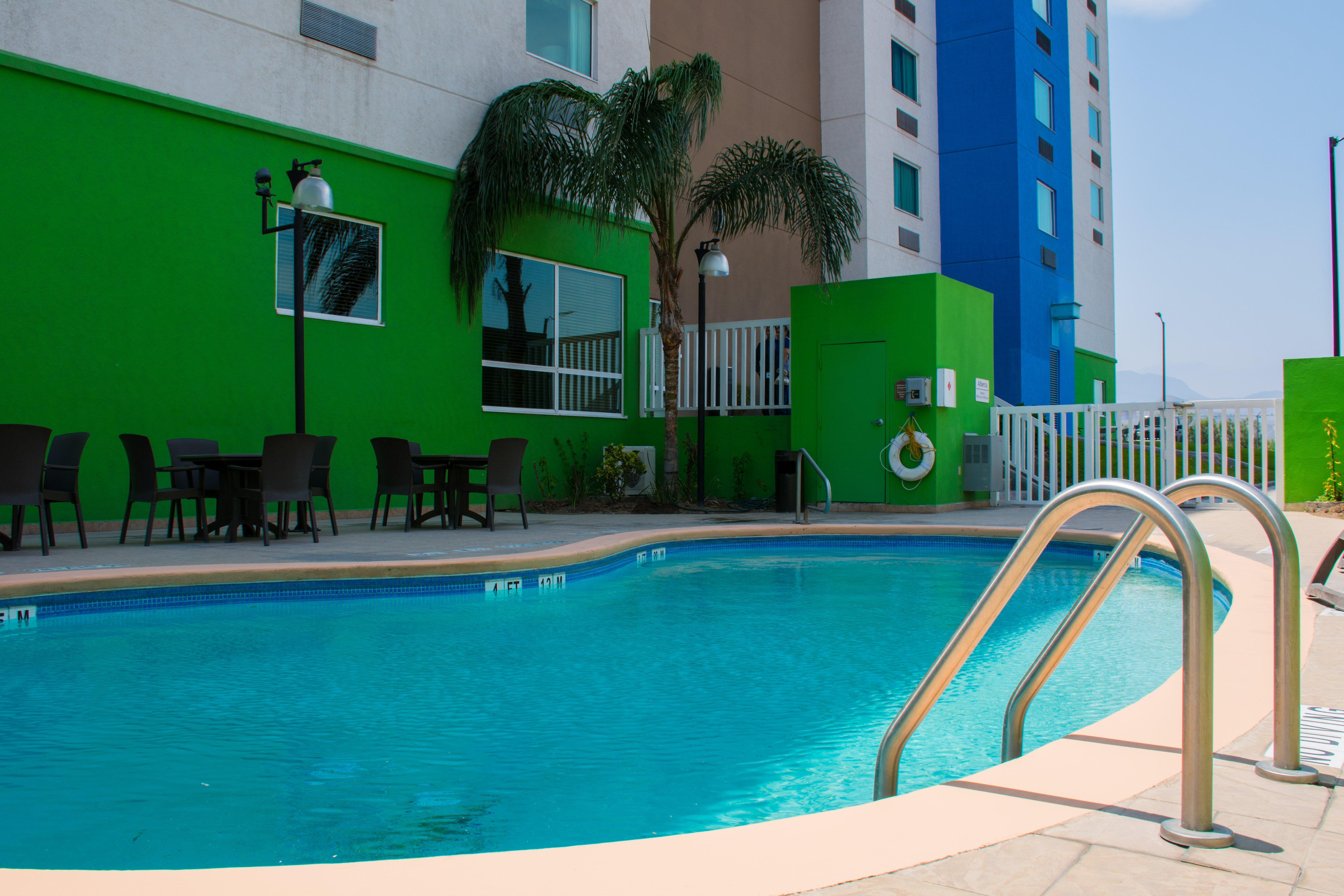 Holiday Inn Express Saltillo Zona Aeropuerto By Ihg Extérieur photo